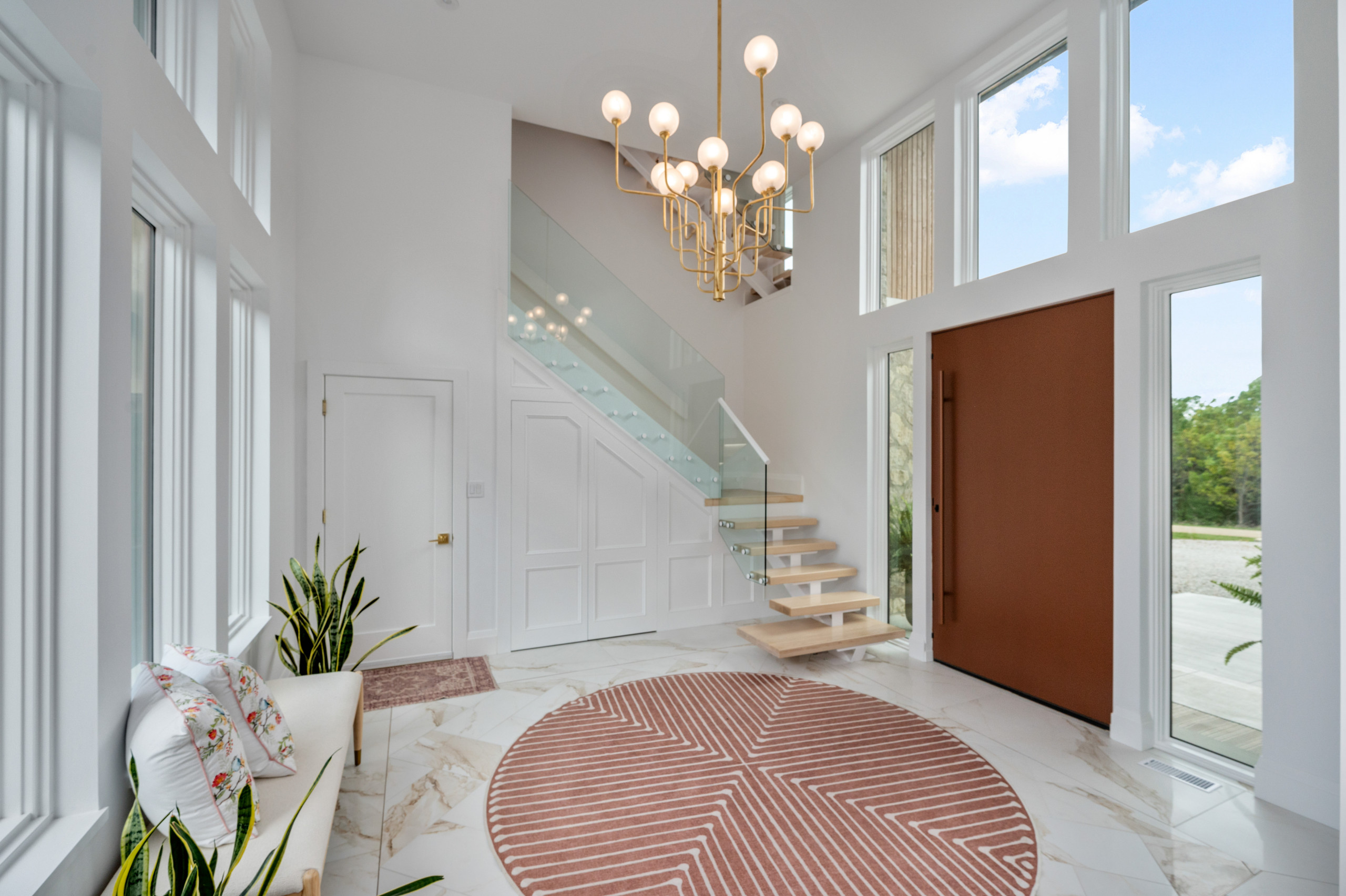 White Walls in Home: Transform Your Space with Timeless Elegance