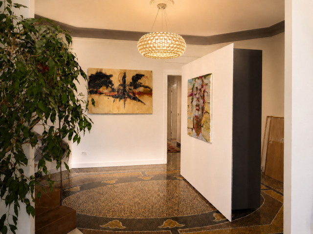Appartamento con vista contemporary-entrance