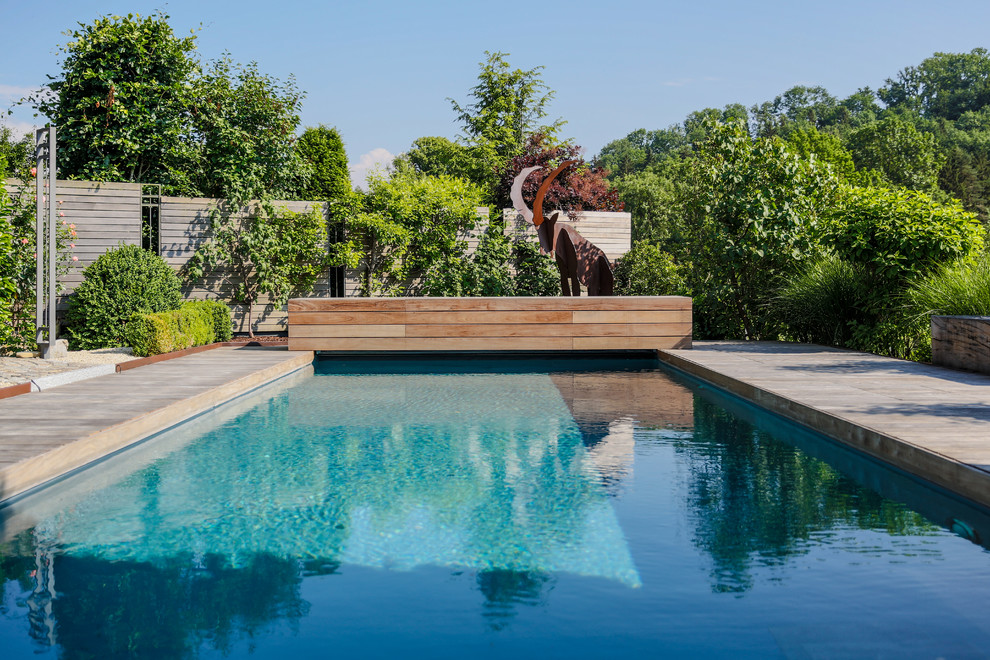 Moderner Pool in Stuttgart