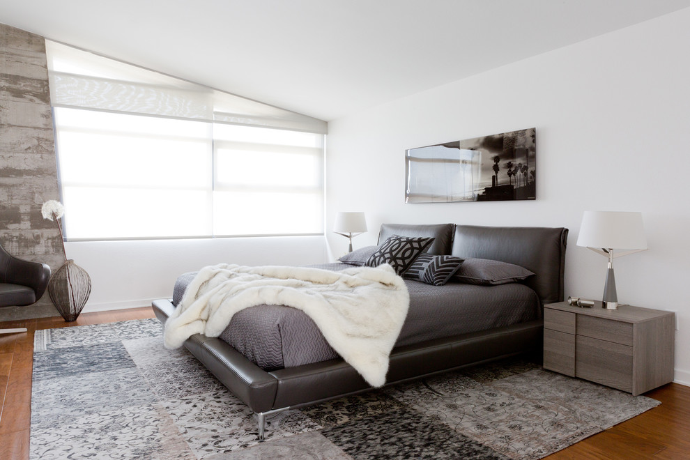 A Stylish California Townhome - Contemporary - Bedroom - Los Angeles