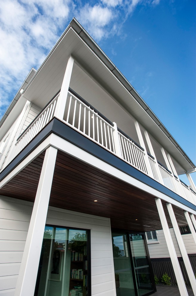 This is an example of a contemporary two-storey house exterior in Brisbane.