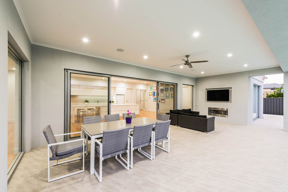Inspiration for a 1960s deck remodel in Adelaide