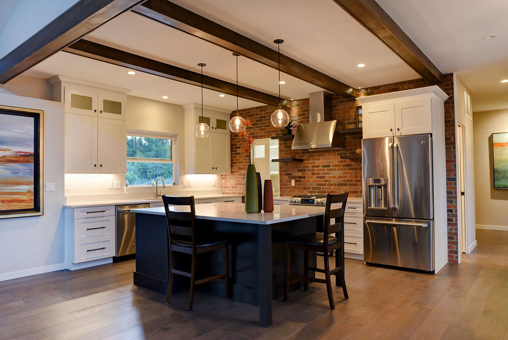 Kitchen - modern kitchen idea in Albuquerque