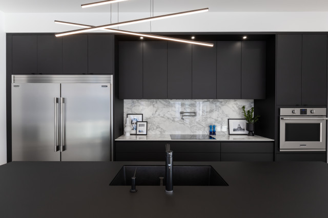 Brilliant in Black modern-koek