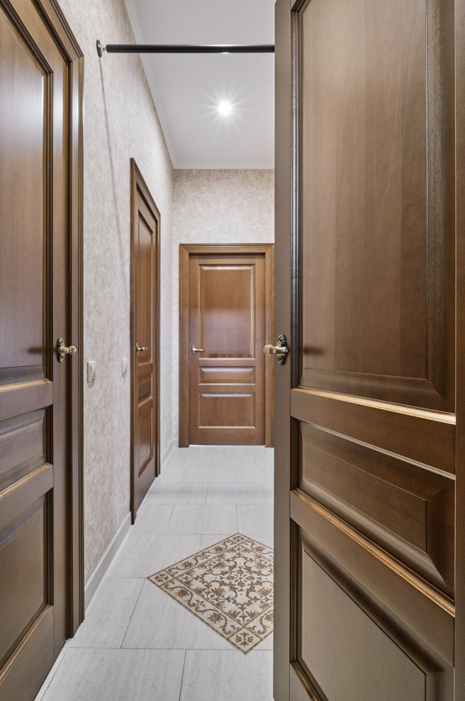 Модели Стимул и Премьер в отделке Ольха Орех