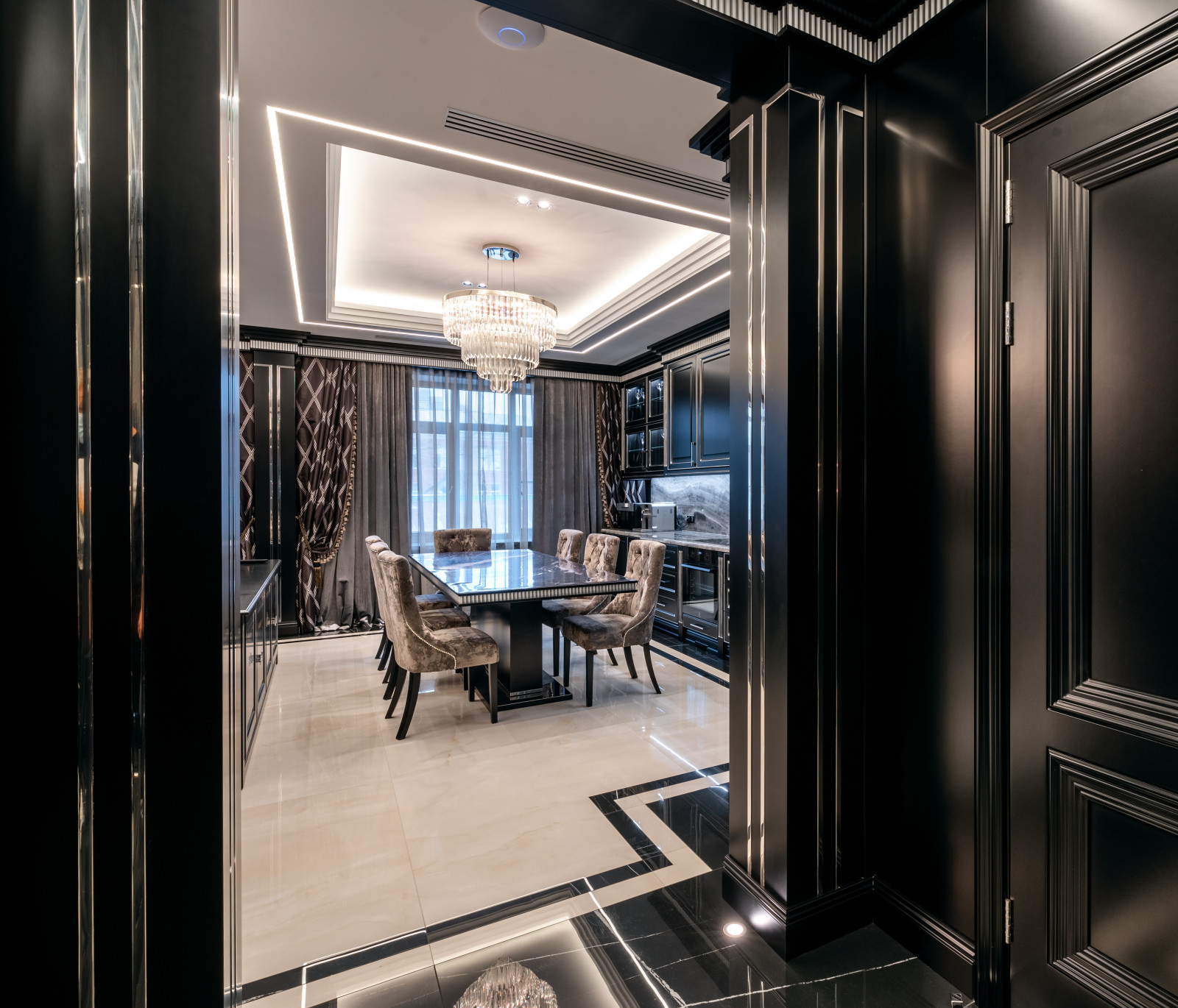 Тёмная роскошь