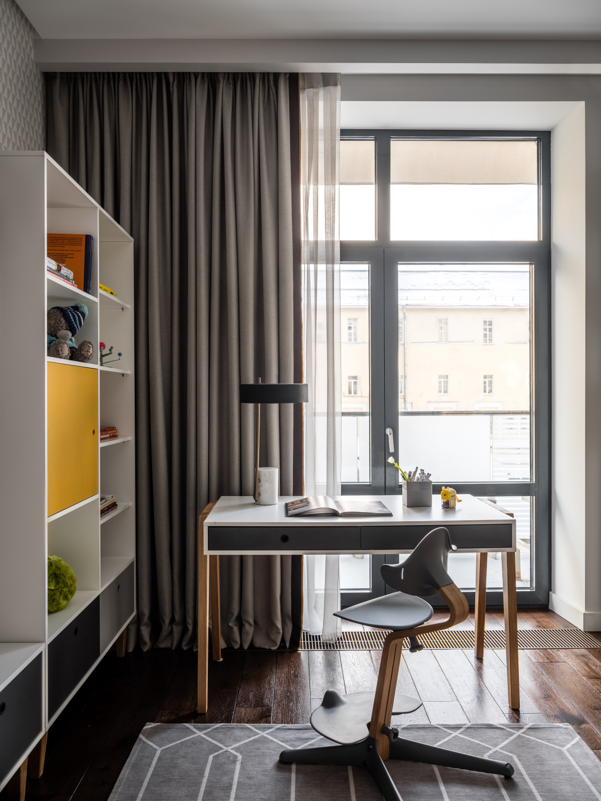 Квартира в современном доме в Казарменном переулке, общей S 117 кв.м.