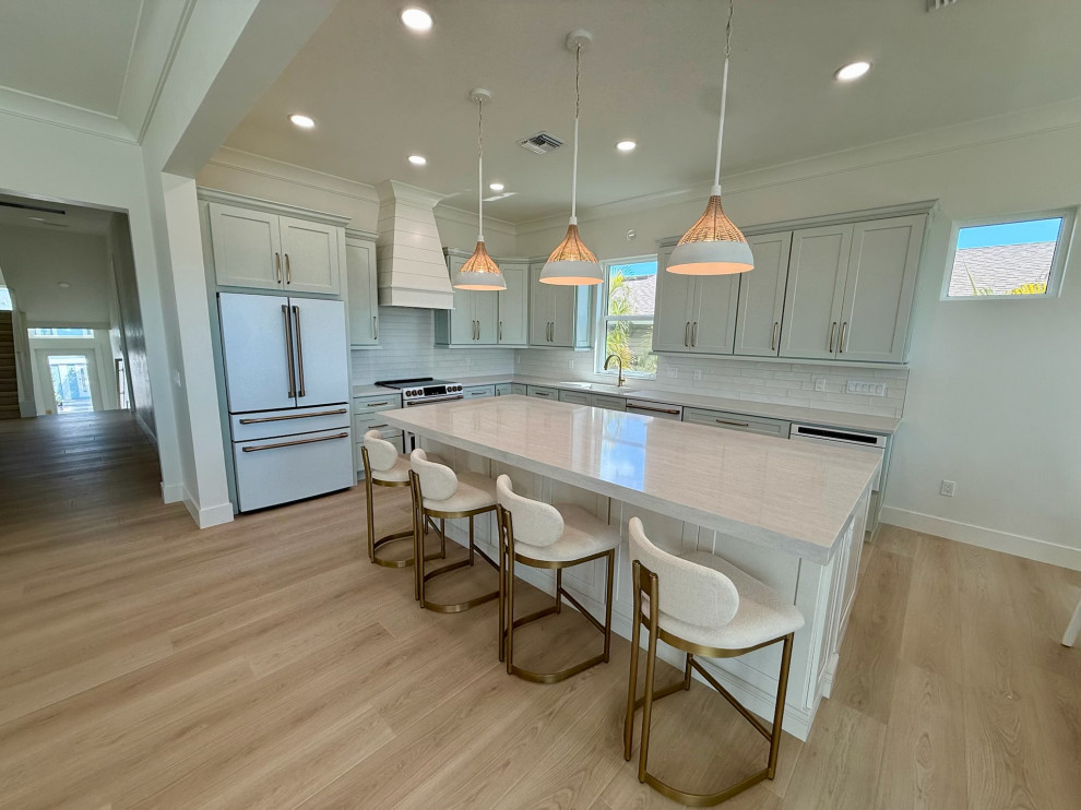 Modern Coastal Kitchen