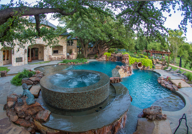 Texas Estate classico-piscina