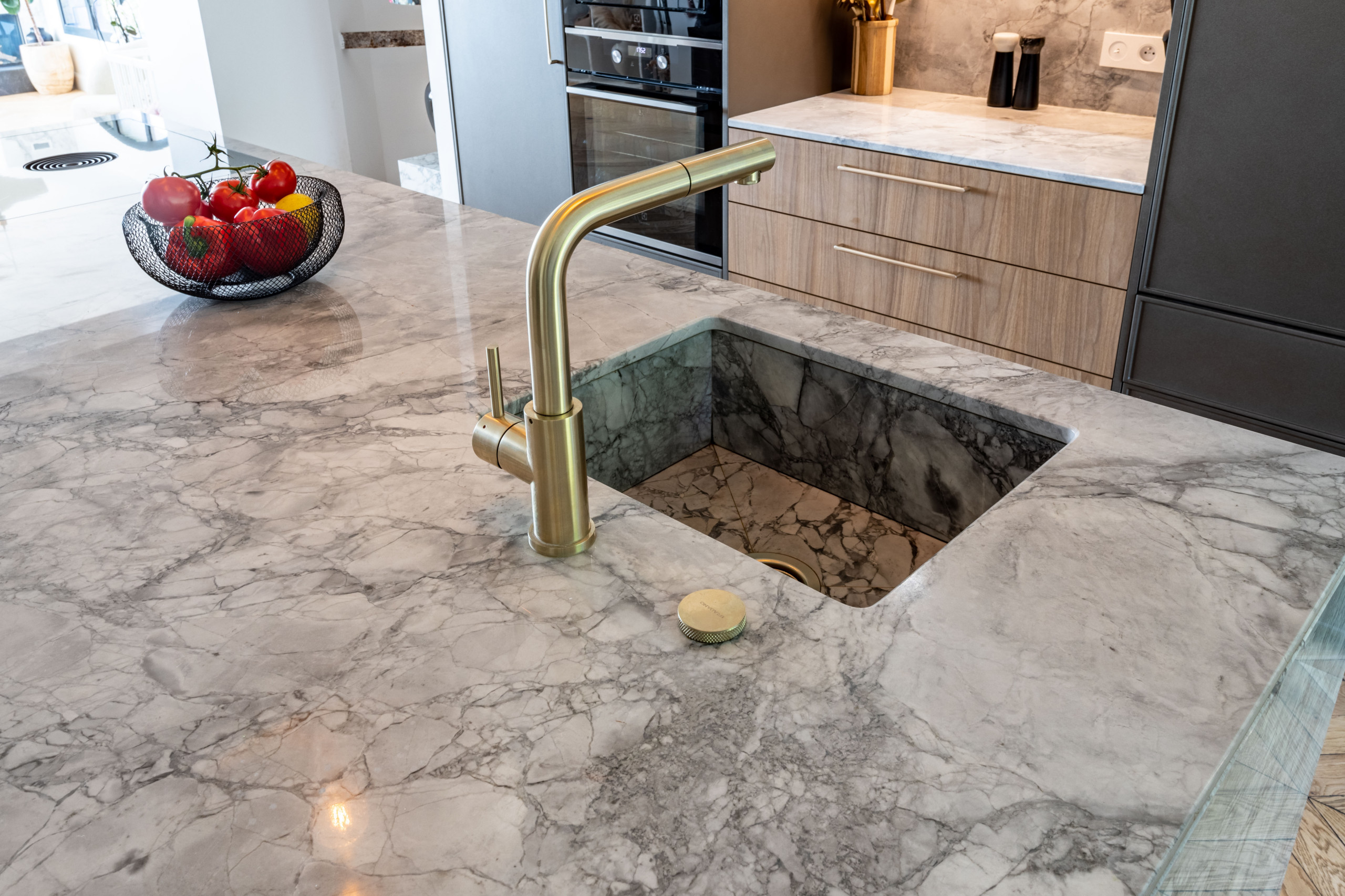 Granville - Création d'une cuisine & salle de bain en marbre