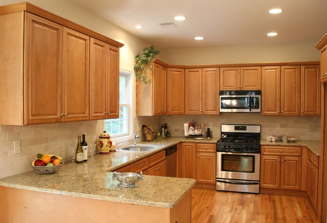 Charleston Light Kitchen Cabinets Home Design - Traditional - Columbus ...