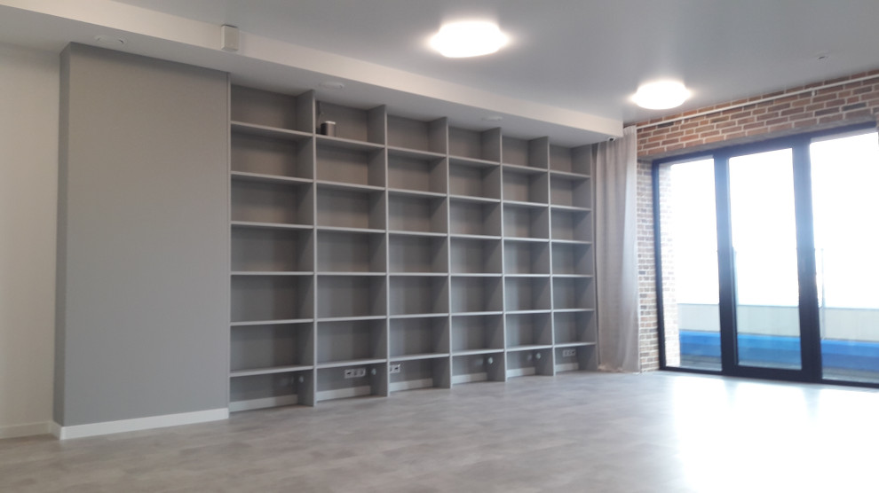 Офис в Петербурге с видом на Неву