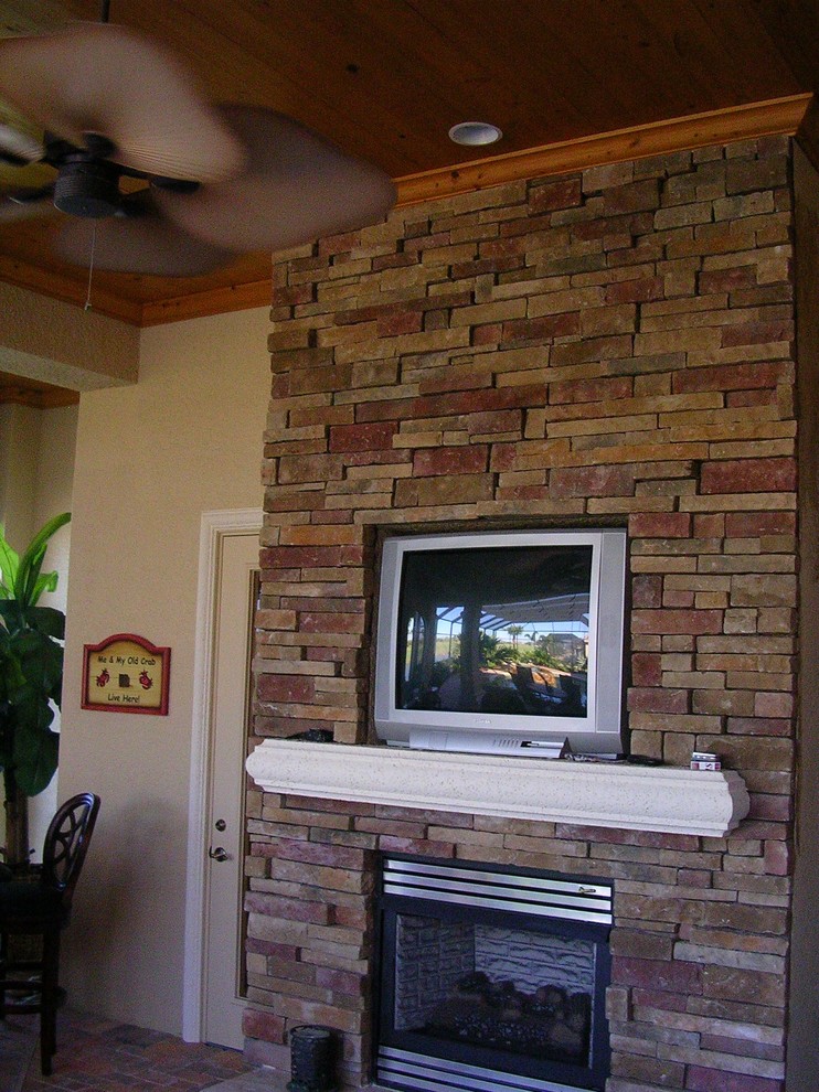 Home design - mediterranean home design idea in Miami