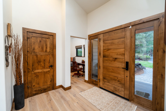Bend, Remodel, 2020 rustic-entry
