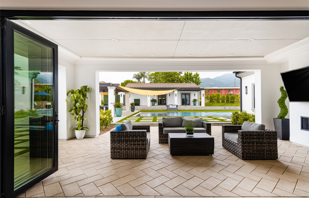 Contemporary Home