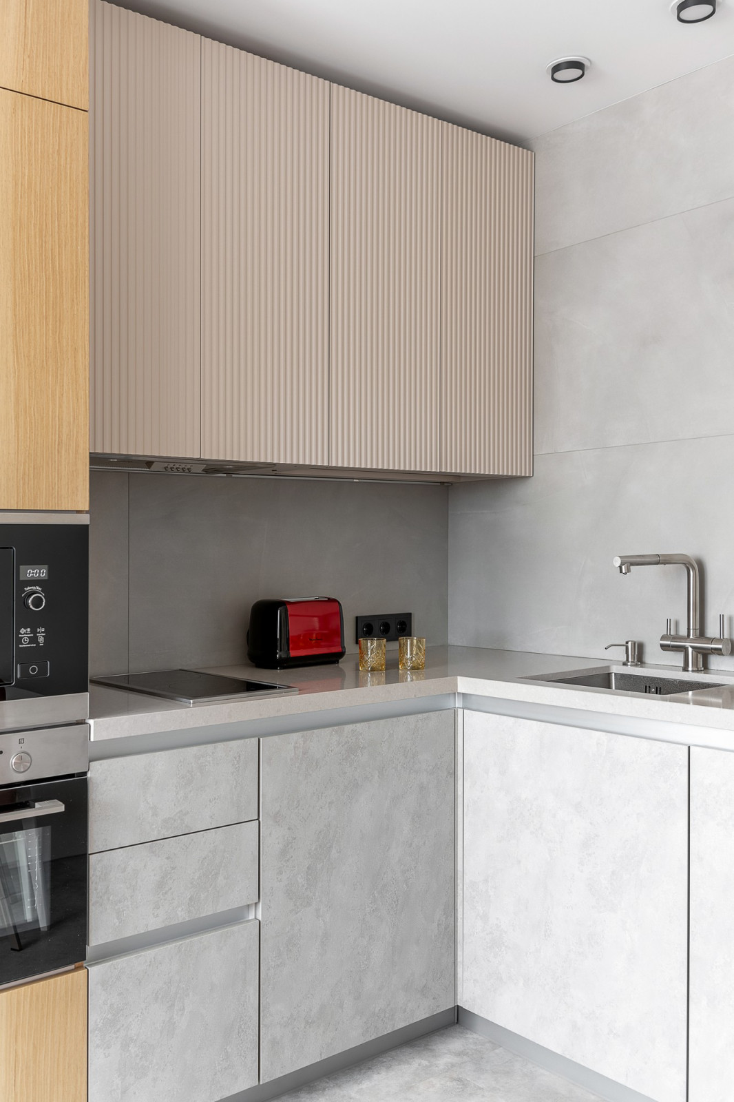 Реализация проекта однокомнатной квартиры 83 серия в г. Владивосток