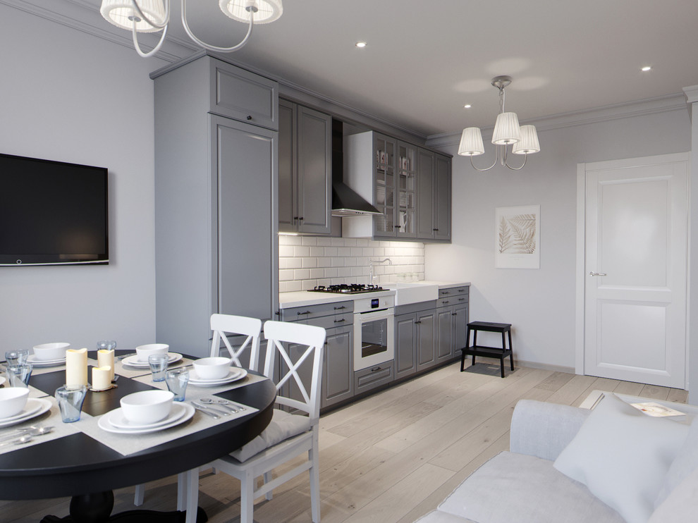 Стильный серый