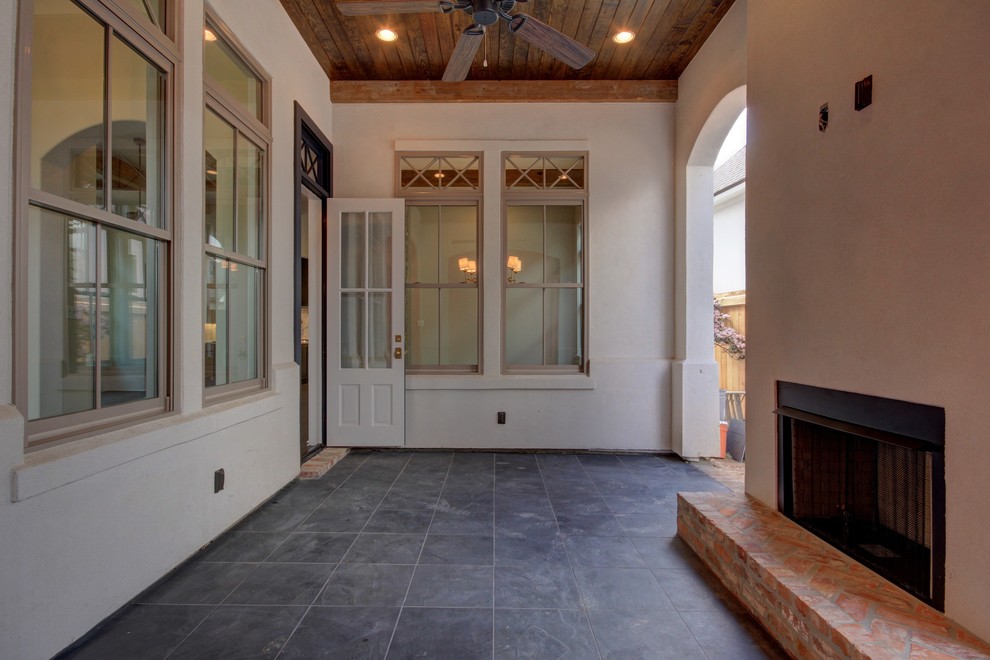 This is an example of a transitional exterior in New Orleans.