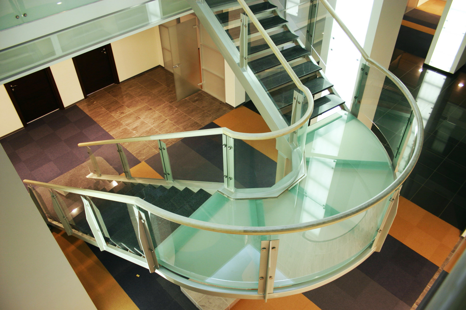 Лестница Стекло