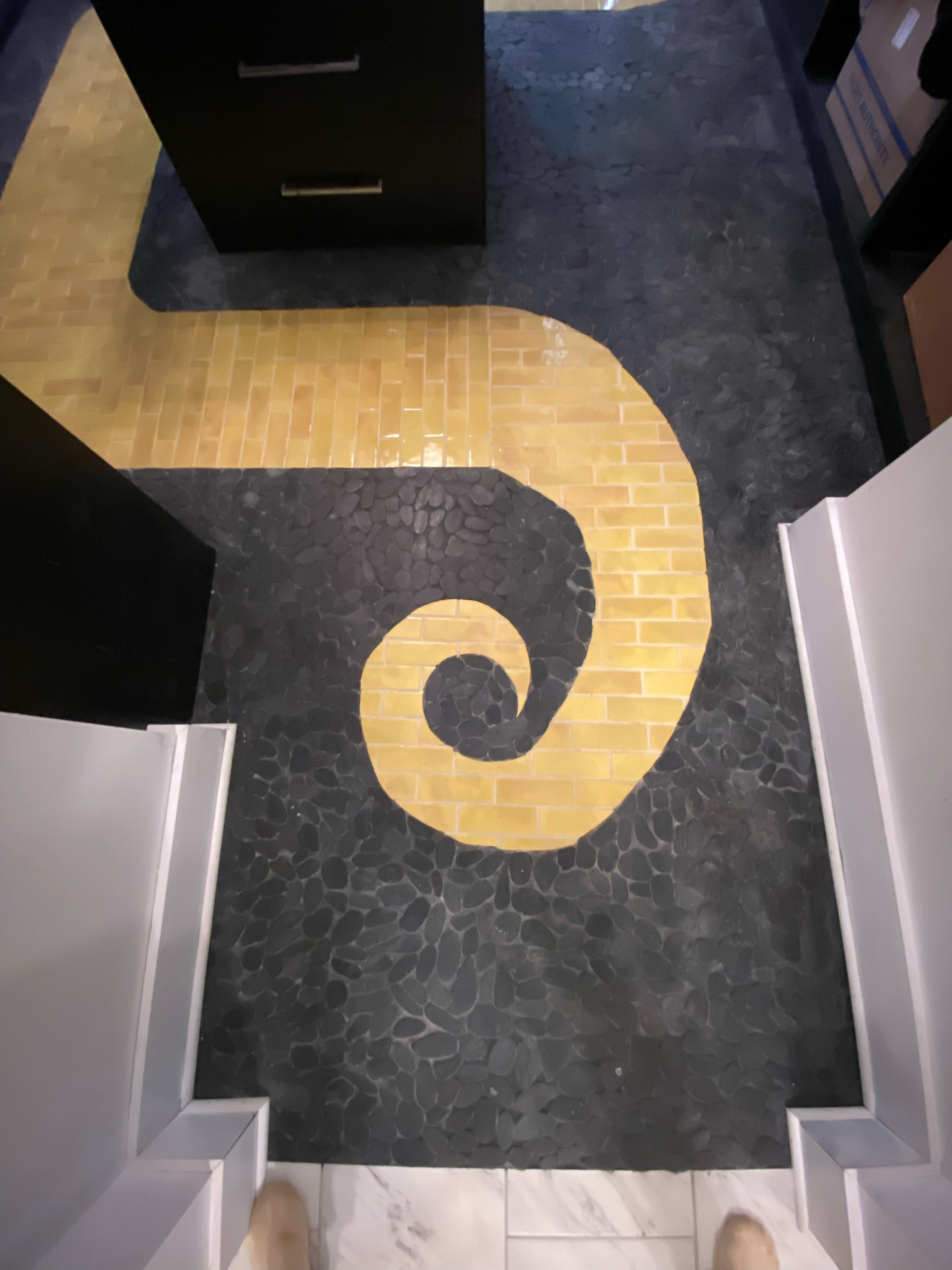 Yellow Brick Road Black Dressing Room