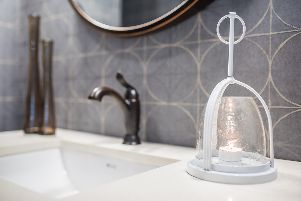 Inspiration for a modern bathroom remodel in Edmonton