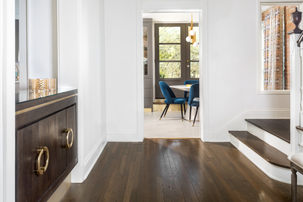 Home design - transitional home design idea in Dallas
