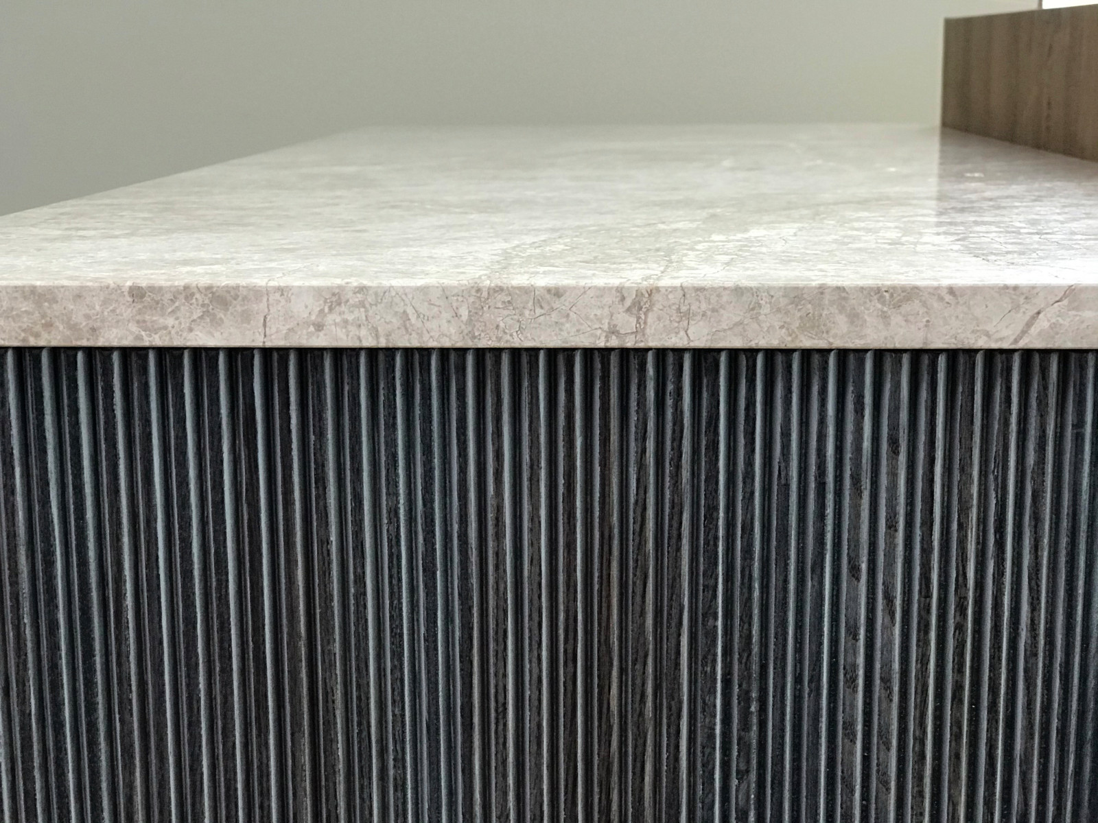 Стол для макияжа Briotti