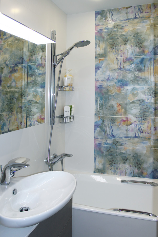 Светлая квартира с цветным настроением