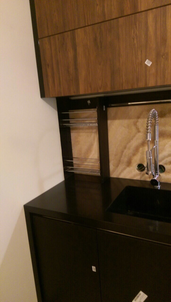 Кухня лофт дерево плюс черный, санузел дерево