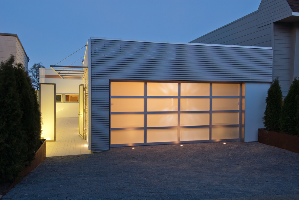 This is an example of a contemporary garage in San Francisco.