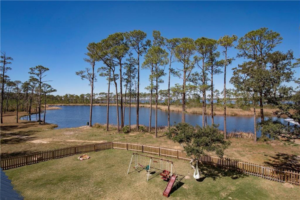 Bay La Launch Cottage