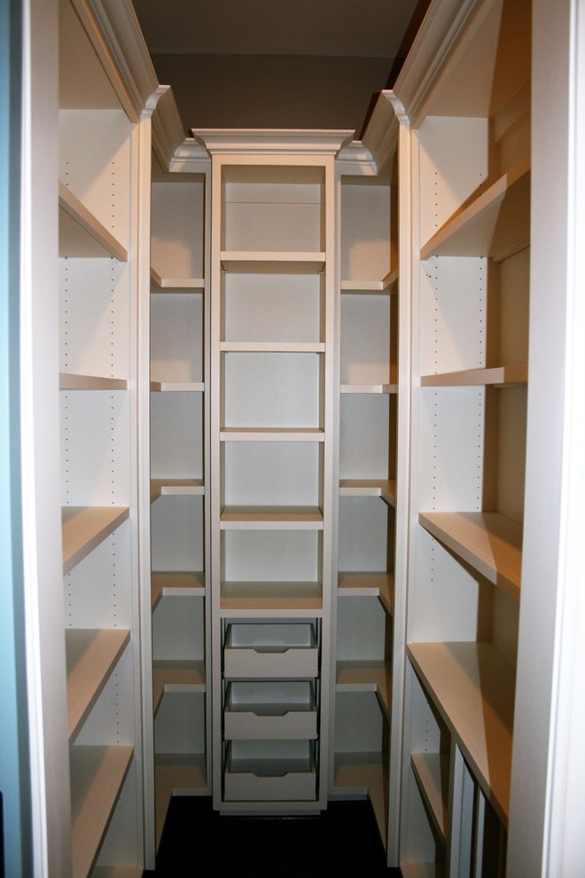 Design ideas for a transitional storage and wardrobe in Houston.