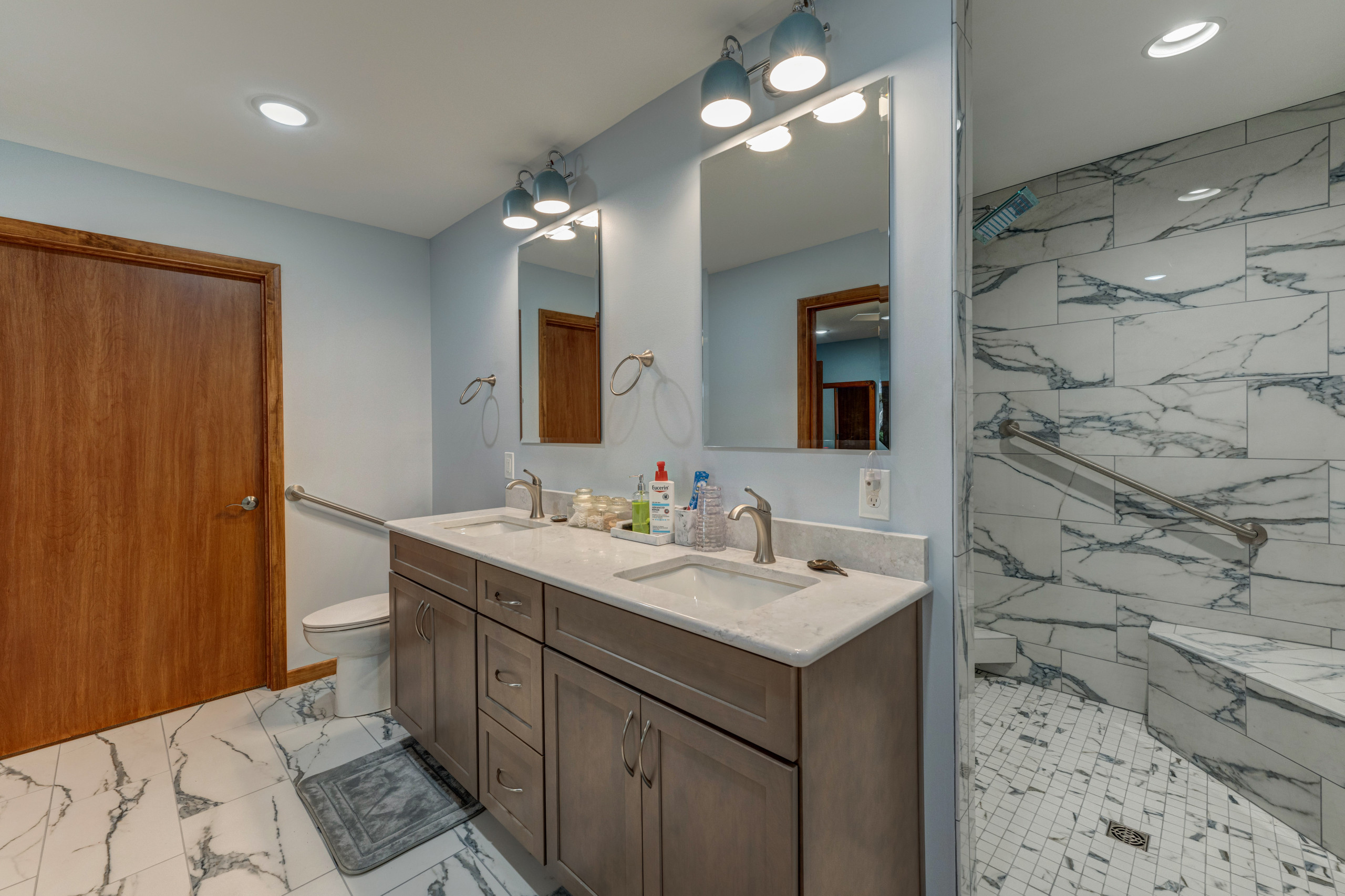 116 Canterbury Drive - Bathroom