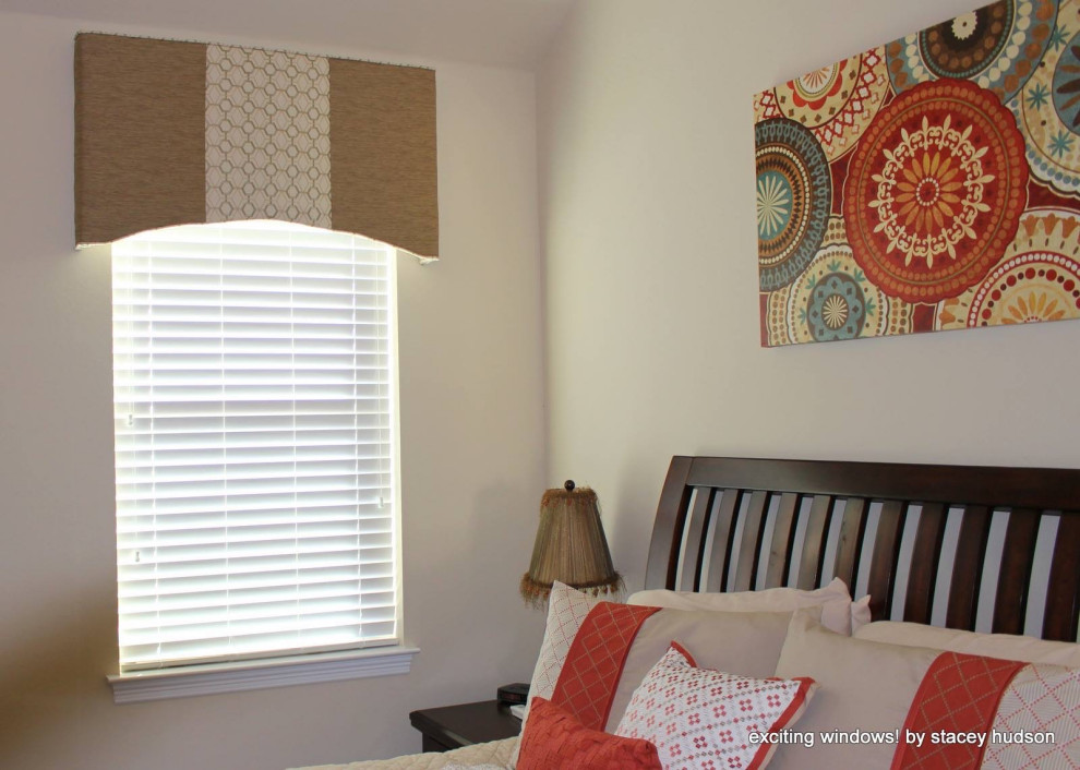 Inspiration for a transitional home design remodel in Austin