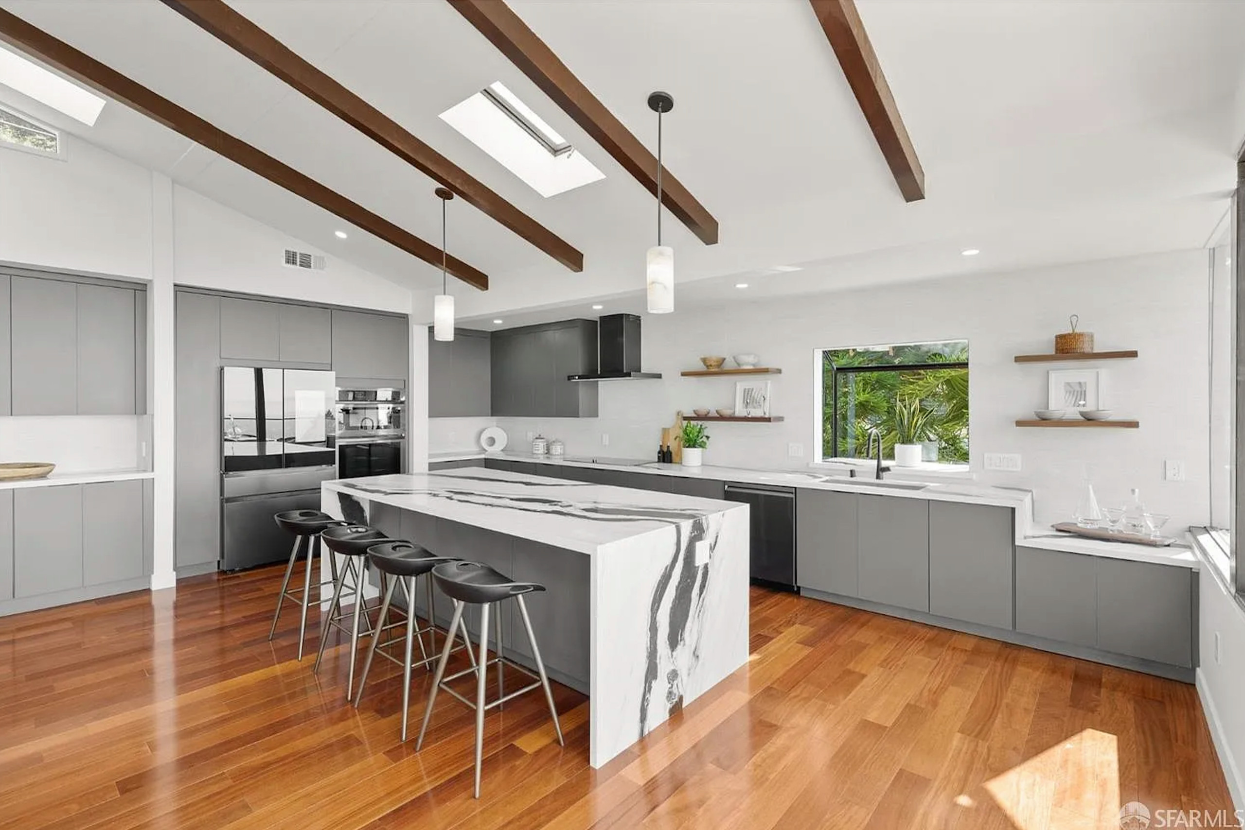 Open Concept Cathedral Kitchen