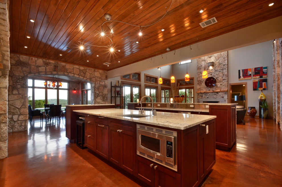 Photo of a country kitchen in Austin.