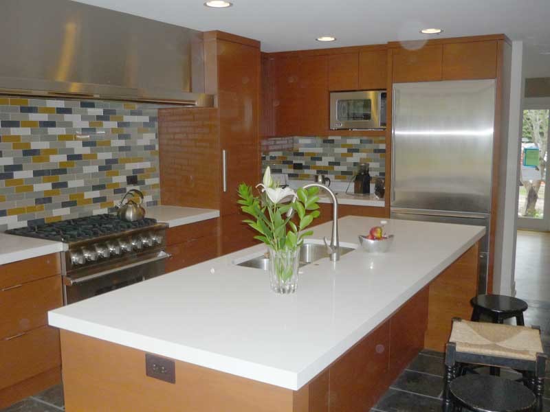 Kitchen - kitchen idea in Chicago