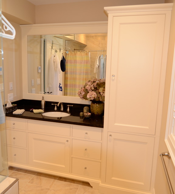 Maple Vanity With Linen Tower Transitional Bathroom Toronto