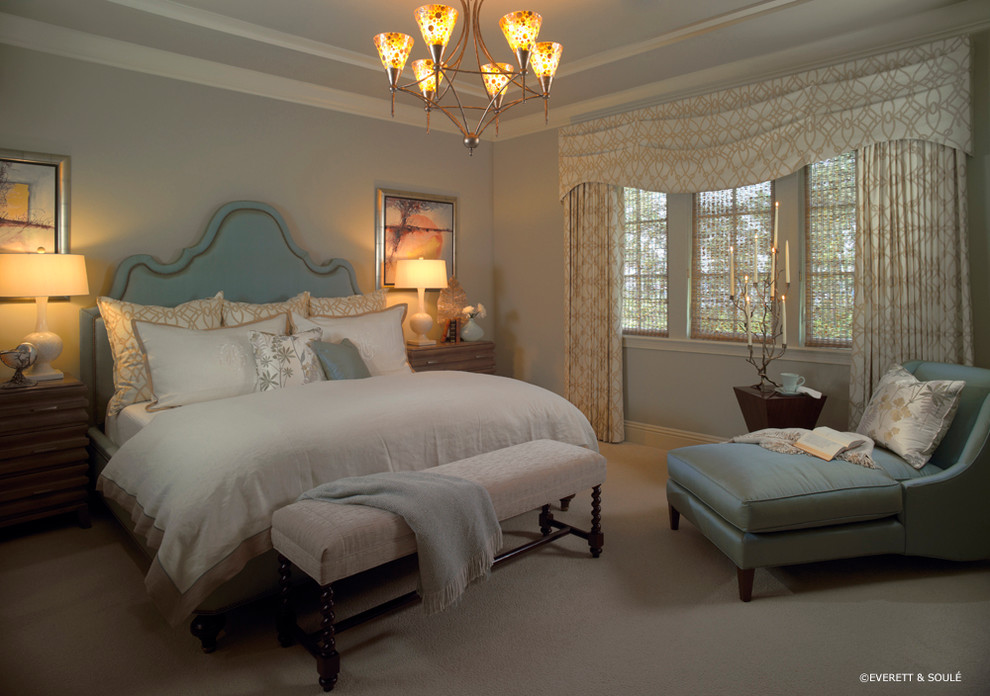 Inspiration for a traditional bedroom in Orlando.