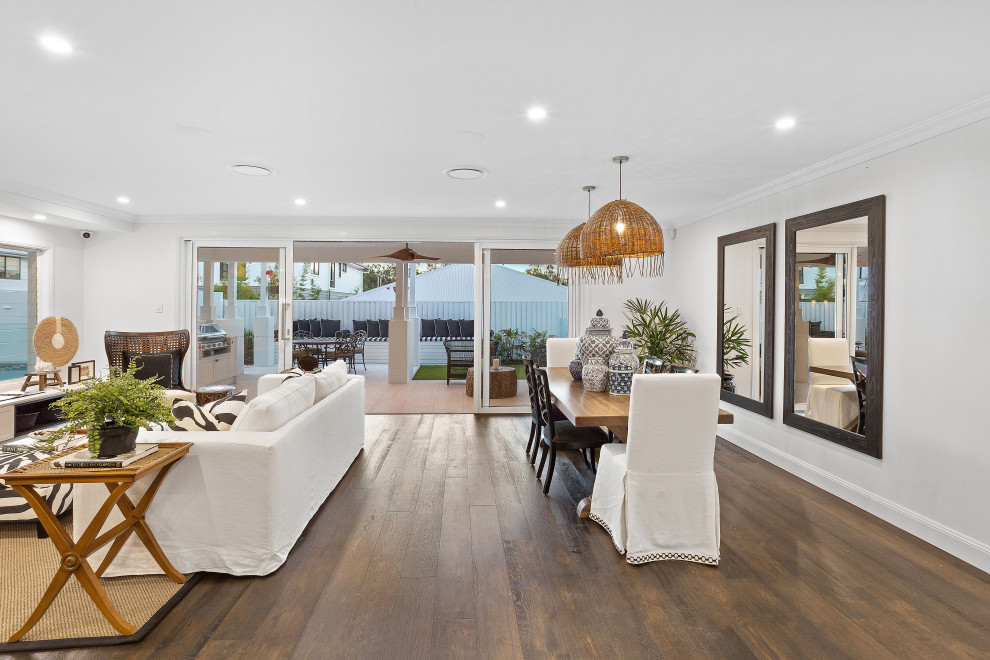 This is an example of a beach style living room in Gold Coast - Tweed.