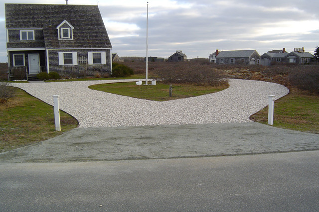 Driveways / Aprons modern-garten