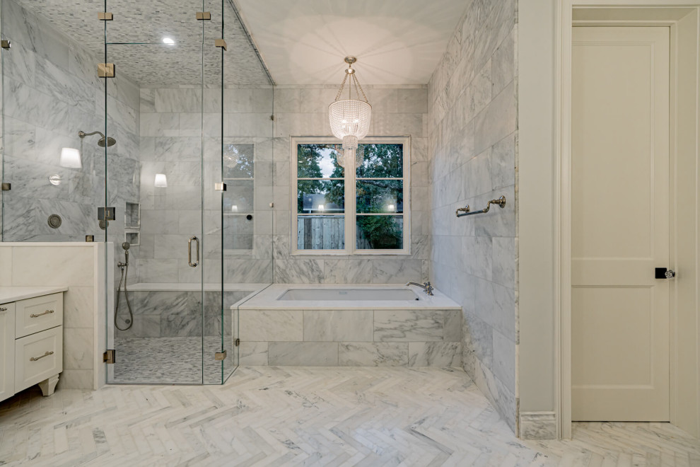 FRAMELESS SHOWERS