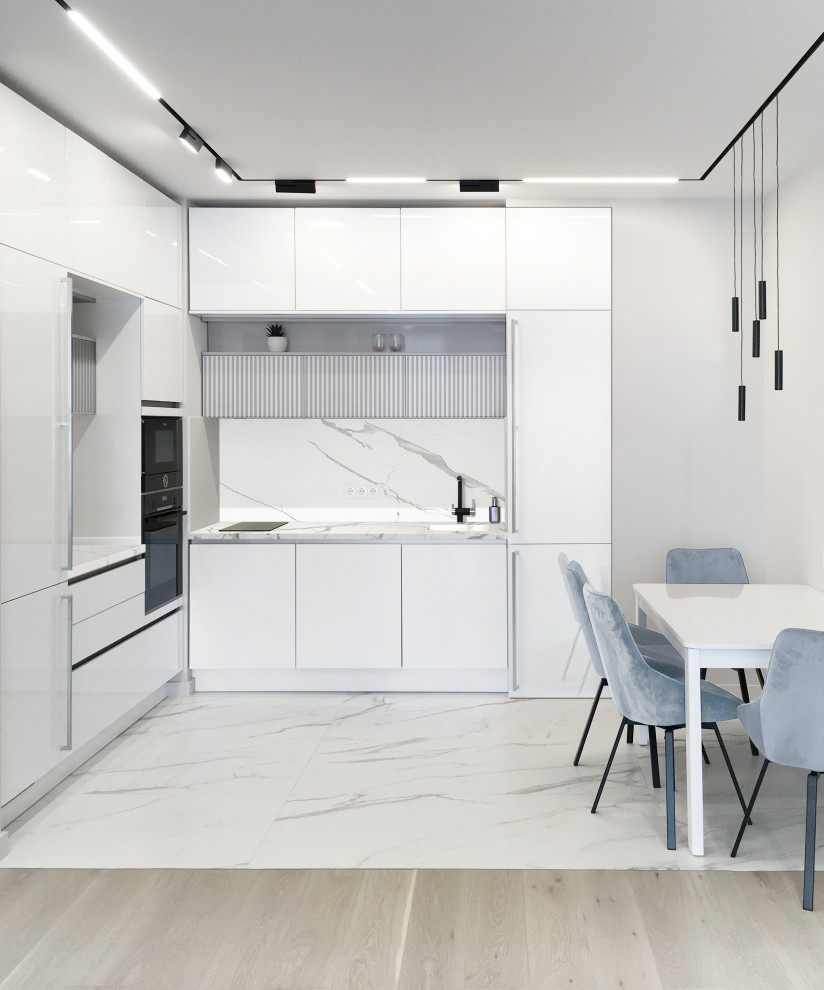 Inspiration for a contemporary kitchen in Moscow.