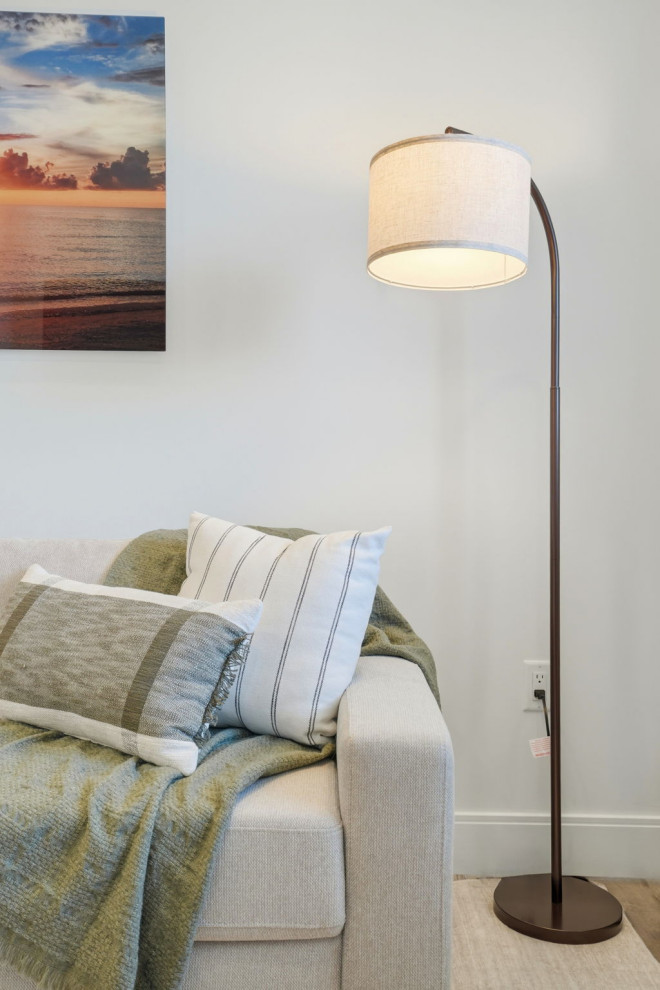 Water St Landing Plymouth Home Staging