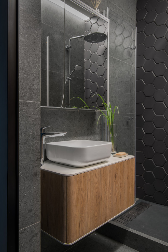 Над городом