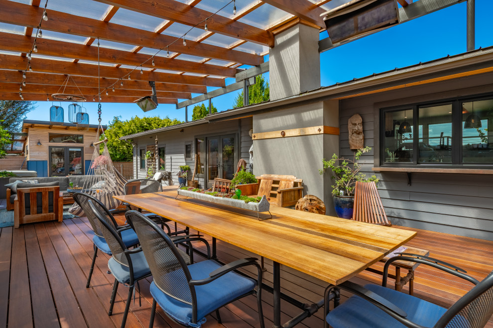 Bayside Mudroom, Kitchen, Patio Passthrough, Family Room & Primary Suite