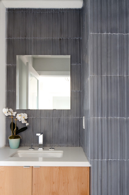Hollywood Hills modern-gaestetoilette