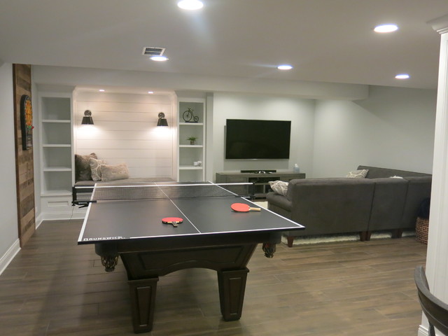 Wheaton Basement with Reading Nook and Wet Bar landstil-kaelder