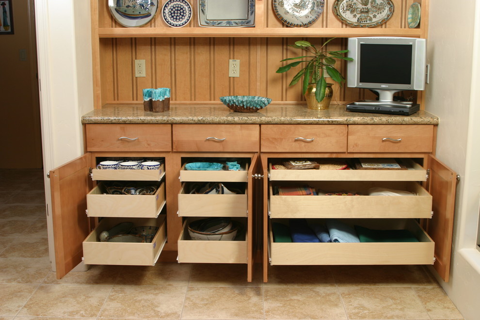 Roll-Out Shelves - Traditional - Kitchen - Austin - by Shelf Confident