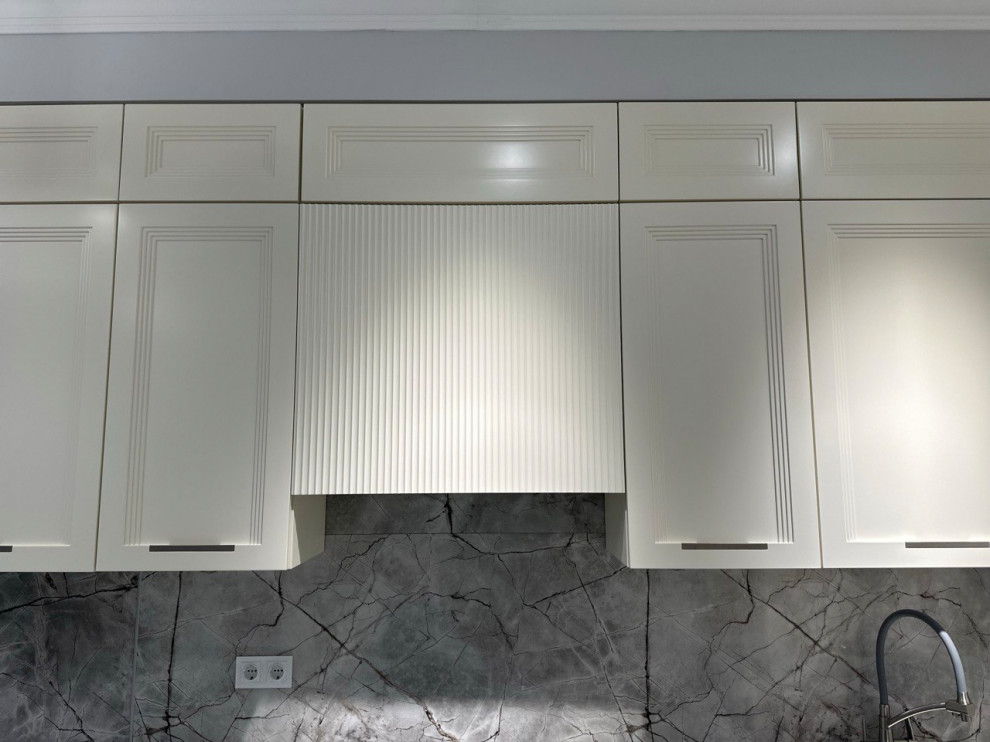 Кухня Фабиана в цвете Белло, выполненная под индивидуальный заказ.